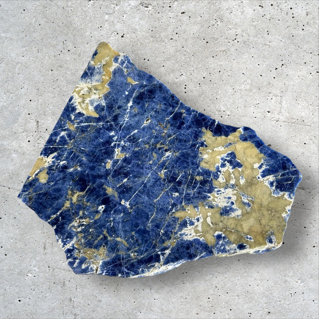 BLUE SODALITE 01-001